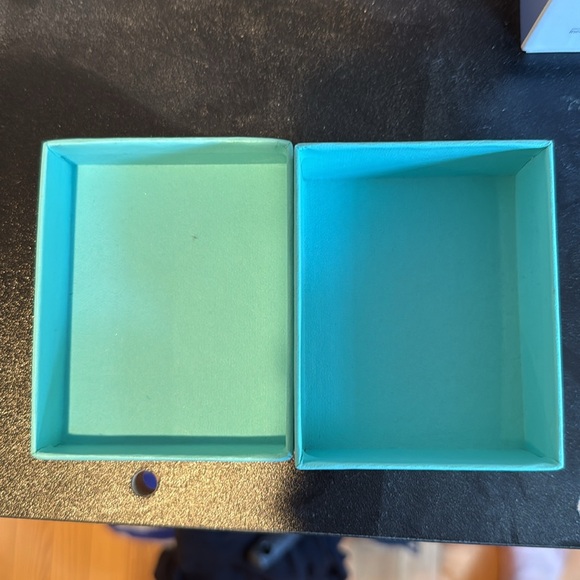 Tiffany Infinity bracelet - Picture 11 of 12